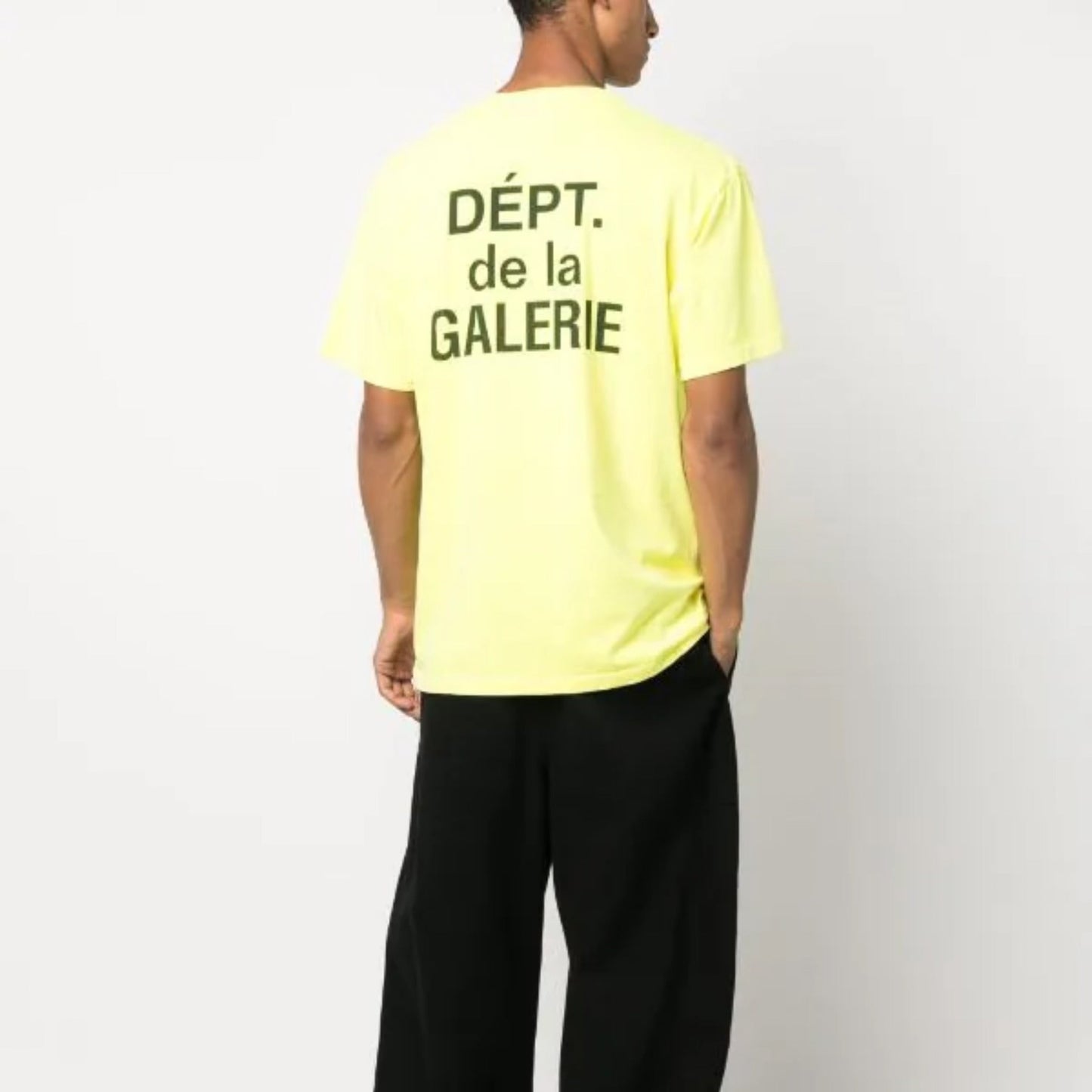 Camiseta Gallery Dept.